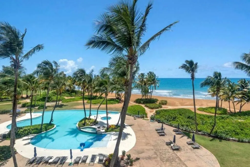 Spectacular Coastal Haven - 8392-93 location